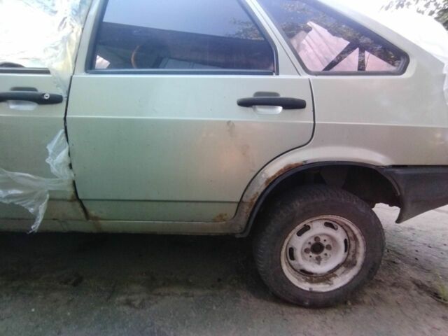 Зелений ВАЗ 2109, об'ємом двигуна 1.5 л та пробігом 250 тис. км за 800 $, фото 11 на Automoto.ua