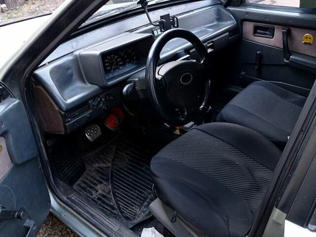 ВАЗ 2109 1995 в Кропивницком (Кировограде) на Automoto.ua Зеленый ВАЗ 2109, объемом двигателя 1.5 л и пробегом 150 тыс. км за 700 $, фото 4 на Automoto.ua