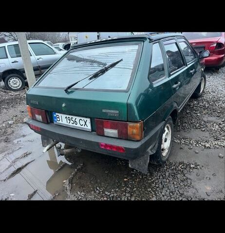 Зеленый ВАЗ 2109, объемом двигателя 1.3 л и пробегом 200 тыс. км за 1200 $, фото 2 на Automoto.ua