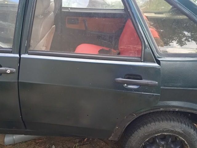 Зеленый ВАЗ 2109, объемом двигателя 0 л и пробегом 160 тыс. км за 1300 $, фото 6 на Automoto.ua