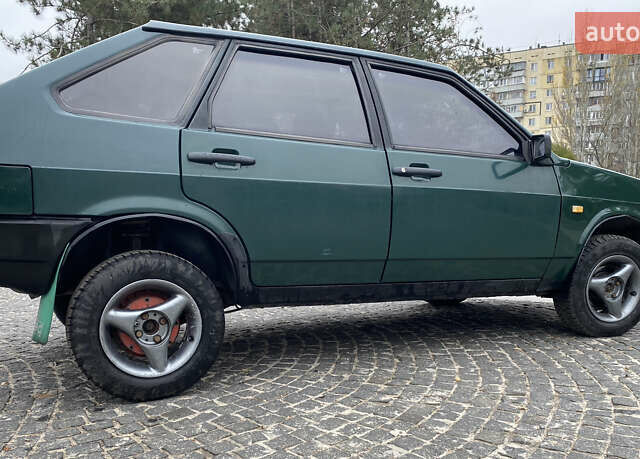 Зелений ВАЗ 2109, об'ємом двигуна 1.5 л та пробігом 21 тис. км за 1300 $, фото 5 на Automoto.ua