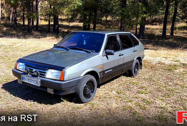 Зеленый ВАЗ 2109, объемом двигателя 1.5 л и пробегом 350 тыс. км за 800 $, фото 1 на Automoto.ua