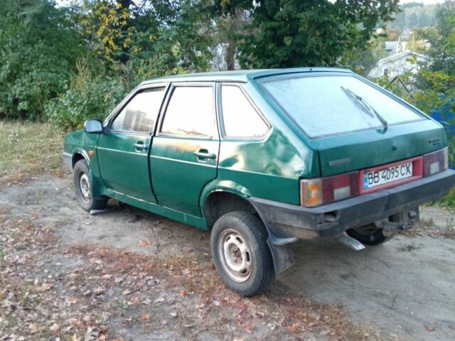 Зеленый ВАЗ 2109, объемом двигателя 1.5 л и пробегом 120 тыс. км за 242 $, фото 1 на Automoto.ua