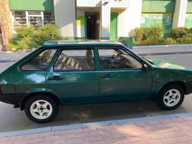 Зеленый ВАЗ 2109, объемом двигателя 1.5 л и пробегом 50 тыс. км за 1400 $, фото 1 на Automoto.ua