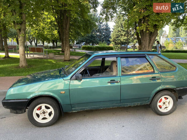 Зеленый ВАЗ 2109, объемом двигателя 1.5 л и пробегом 50 тыс. км за 1500 $, фото 2 на Automoto.ua