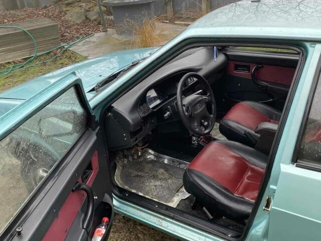 Зеленый ВАЗ 2109, объемом двигателя 1 л и пробегом 230 тыс. км за 1000 $, фото 4 на Automoto.ua