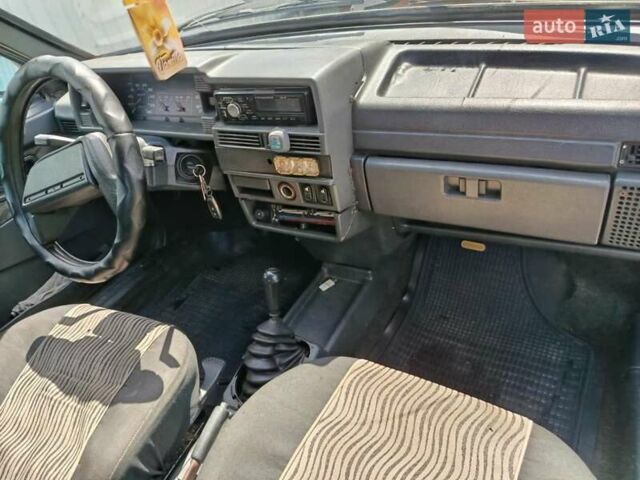 Зеленый ВАЗ 2109, объемом двигателя 1.5 л и пробегом 100 тыс. км за 1000 $, фото 8 на Automoto.ua