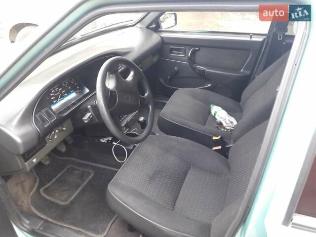 Зеленый ВАЗ 2109, объемом двигателя 1.5 л и пробегом 135 тыс. км за 2800 $, фото 4 на Automoto.ua