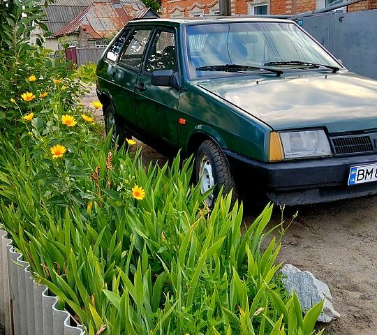 Зеленый ВАЗ 2109, объемом двигателя 1.5 л и пробегом 100 тыс. км за 800 $, фото 2 на Automoto.ua
