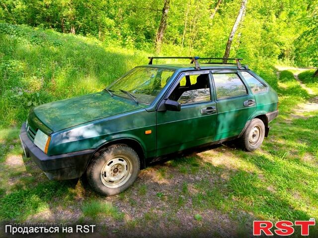 Зелений ВАЗ 2109, об'ємом двигуна 1.5 л та пробігом 250 тис. км за 1300 $, фото 2 на Automoto.ua