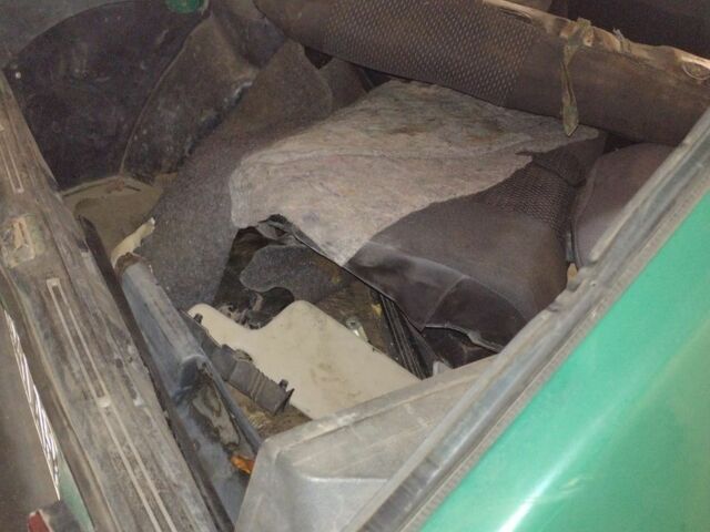 Зелений ВАЗ 2109, об'ємом двигуна 1 л та пробігом 1000 тис. км за 486 $, фото 6 на Automoto.ua