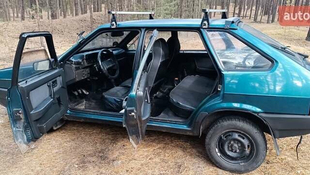Зелений ВАЗ 2109, об'ємом двигуна 1.5 л та пробігом 158 тис. км за 1100 $, фото 2 на Automoto.ua