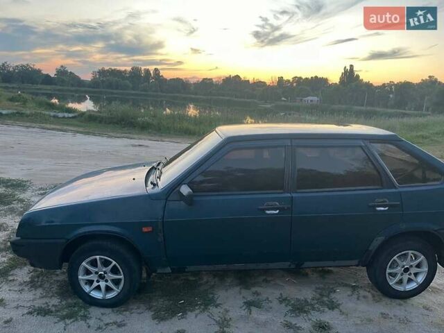 Зеленый ВАЗ 2109, объемом двигателя 1.5 л и пробегом 250 тыс. км за 1300 $, фото 2 на Automoto.ua