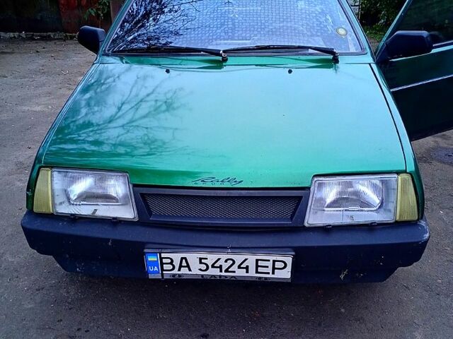 Зеленый ВАЗ 2109, объемом двигателя 1.5 л и пробегом 150 тыс. км за 1100 $, фото 5 на Automoto.ua