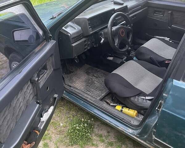 Зелений ВАЗ 2109, об'ємом двигуна 1.5 л та пробігом 228 тис. км за 1650 $, фото 10 на Automoto.ua