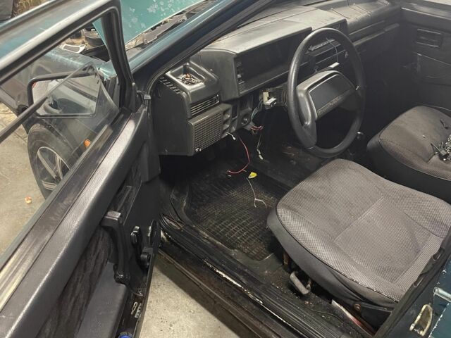 Зеленый ВАЗ 2109, объемом двигателя 0 л и пробегом 193 тыс. км за 600 $, фото 5 на Automoto.ua