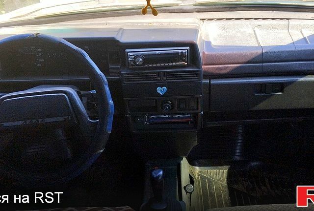 Зеленый ВАЗ 2109, объемом двигателя 1.5 л и пробегом 0 тыс. км за 1400 $, фото 6 на Automoto.ua