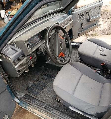 Зелений ВАЗ 2109, об'ємом двигуна 1.5 л та пробігом 200 тис. км за 700 $, фото 3 на Automoto.ua