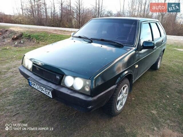 Зеленый ВАЗ 2109, объемом двигателя 1.5 л и пробегом 200 тыс. км за 1500 $, фото 2 на Automoto.ua