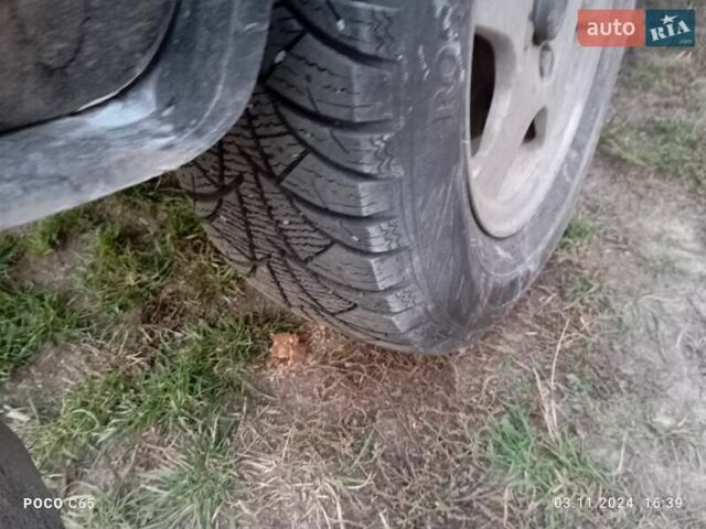 Зеленый ВАЗ 2109, объемом двигателя 1.5 л и пробегом 300 тыс. км за 1500 $, фото 1 на Automoto.ua