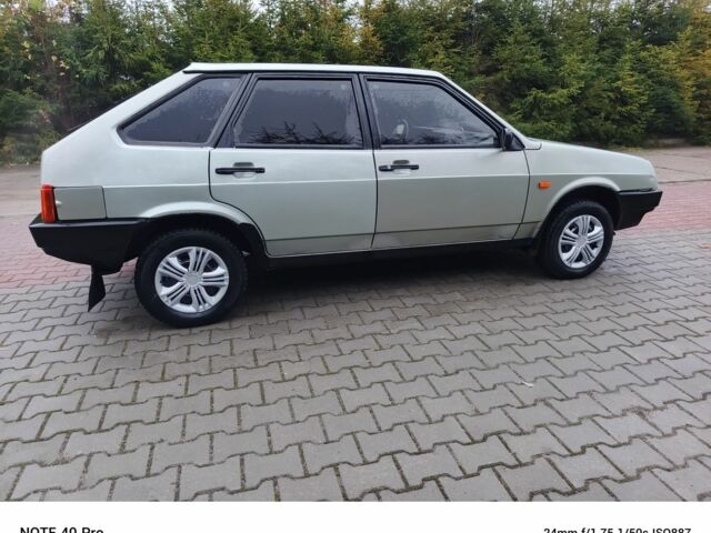 Зелений ВАЗ 2109, об'ємом двигуна 1.6 л та пробігом 190 тис. км за 1450 $, фото 5 на Automoto.ua