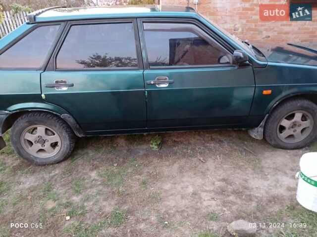 Зеленый ВАЗ 2109, объемом двигателя 1.5 л и пробегом 300 тыс. км за 1500 $, фото 5 на Automoto.ua