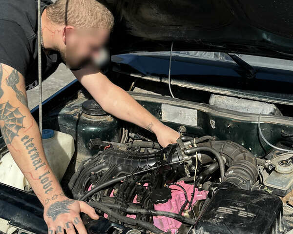 Зелений ВАЗ 2109, об'ємом двигуна 1.6 л та пробігом 345 тис. км за 1600 $, фото 13 на Automoto.ua