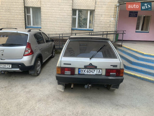 Зеленый ВАЗ 2109, объемом двигателя 1.5 л и пробегом 350 тыс. км за 1400 $, фото 3 на Automoto.ua