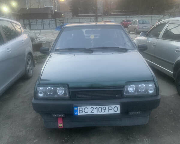Зеленый ВАЗ 2109, объемом двигателя 1.5 л и пробегом 300 тыс. км за 2000 $, фото 1 на Automoto.ua
