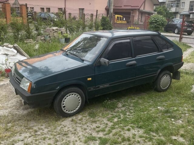 Зеленый ВАЗ 2109, объемом двигателя 1.5 л и пробегом 228 тыс. км за 1250 $, фото 2 на Automoto.ua