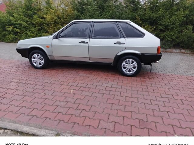 Зелений ВАЗ 2109, об'ємом двигуна 1.6 л та пробігом 190 тис. км за 1450 $, фото 4 на Automoto.ua