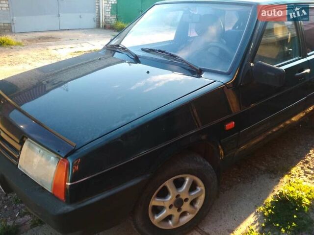 Зеленый ВАЗ 2109, объемом двигателя 1.5 л и пробегом 350 тыс. км за 1400 $, фото 8 на Automoto.ua