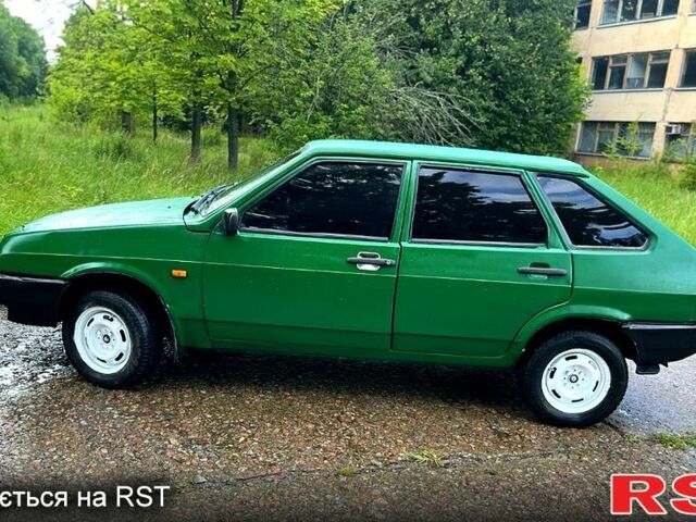Зелений ВАЗ 2109, об'ємом двигуна 1.5 л та пробігом 200 тис. км за 820 $, фото 2 на Automoto.ua