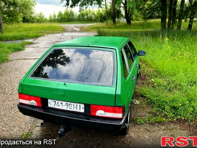 Зелений ВАЗ 2109, об'ємом двигуна 1.5 л та пробігом 200 тис. км за 820 $, фото 3 на Automoto.ua