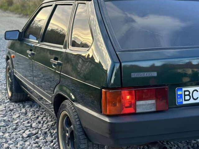 ВАЗ 2109 2002 у Львові на Automoto.ua Зелений ВАЗ 2109, об'ємом двигуна 1.5 л та пробігом 270 тис. км за 1700 $, фото 4 на Automoto.ua