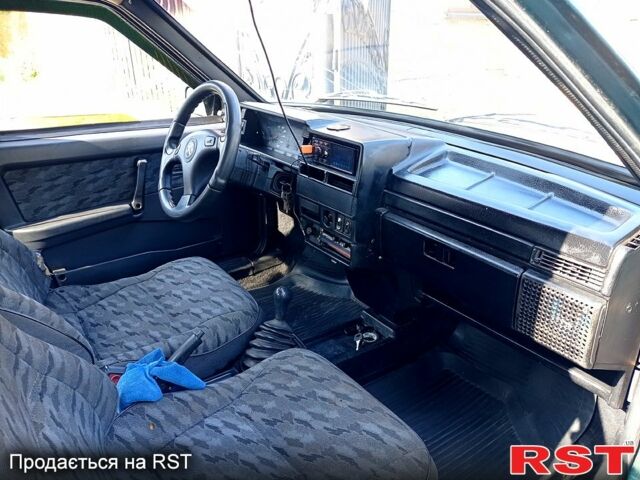 Зеленый ВАЗ 2109, объемом двигателя 1.5 л и пробегом 88 тыс. км за 750 $, фото 3 на Automoto.ua