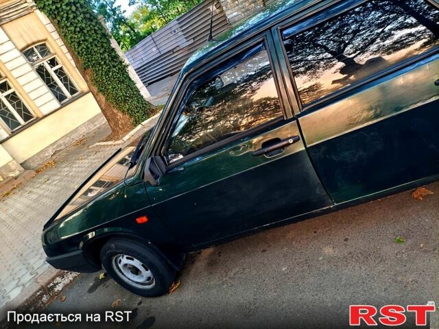 Зеленый ВАЗ 2109, объемом двигателя 1.5 л и пробегом 323 тыс. км за 1750 $, фото 9 на Automoto.ua