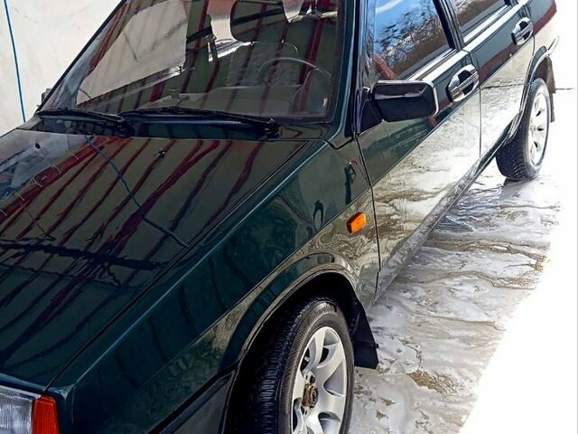 Зелений ВАЗ 2109, об'ємом двигуна 1.5 л та пробігом 84 тис. км за 1990 $, фото 1 на Automoto.ua
