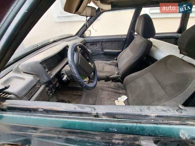 Зеленый ВАЗ 2109, объемом двигателя 1.5 л и пробегом 372 тыс. км за 300 $, фото 3 на Automoto.ua