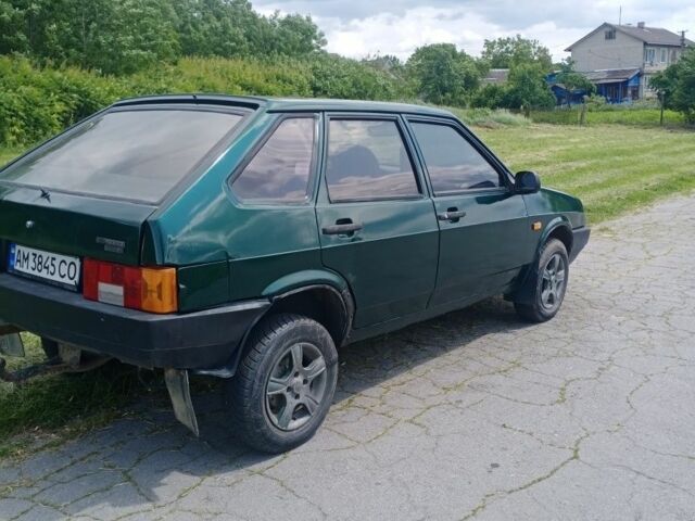 Зеленый ВАЗ 2109, объемом двигателя 1.4 л и пробегом 250 тыс. км за 1200 $, фото 2 на Automoto.ua