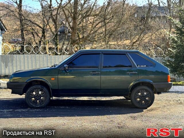 Зеленый ВАЗ 2109, объемом двигателя 1.5 л и пробегом 228 тыс. км за 1200 $, фото 2 на Automoto.ua