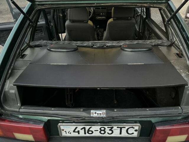 Зеленый ВАЗ 2109, объемом двигателя 1.5 л и пробегом 374 тыс. км за 800 $, фото 5 на Automoto.ua