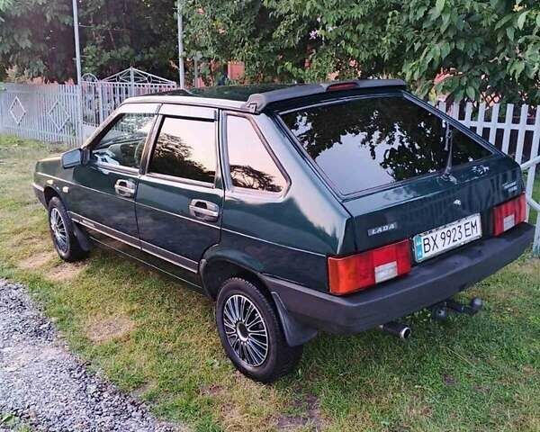 Зеленый ВАЗ 2109, объемом двигателя 1.5 л и пробегом 140 тыс. км за 2000 $, фото 2 на Automoto.ua