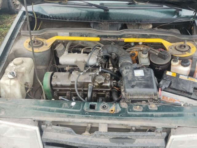 Зеленый ВАЗ 2109, объемом двигателя 1 л и пробегом 300 тыс. км за 1600 $, фото 1 на Automoto.ua