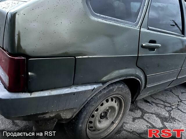 Зеленый ВАЗ 2109, объемом двигателя 1.5 л и пробегом 0 тыс. км за 1500 $, фото 4 на Automoto.ua