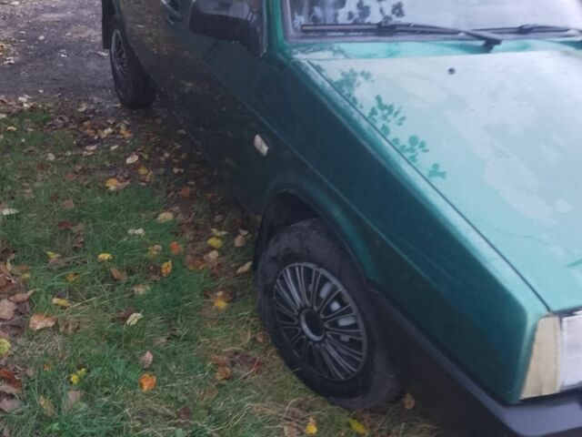 Зеленый ВАЗ 2109, объемом двигателя 1.5 л и пробегом 240 тыс. км за 1150 $, фото 3 на Automoto.ua