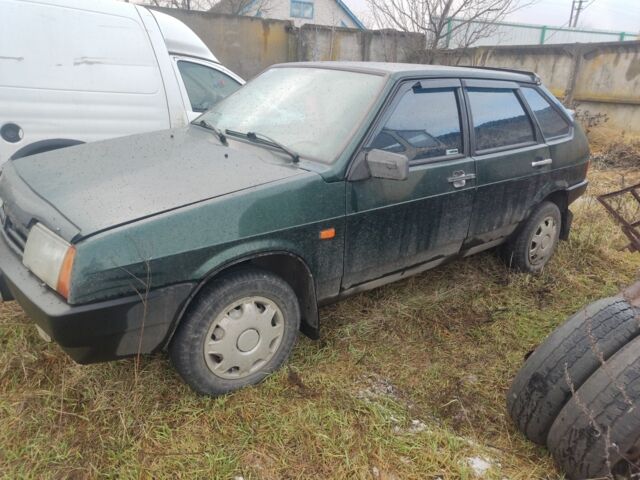 Зеленый ВАЗ 2109, объемом двигателя 1 л и пробегом 300 тыс. км за 1600 $, фото 5 на Automoto.ua