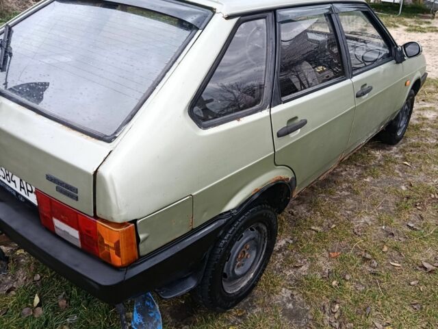 Зелений ВАЗ 2109, об'ємом двигуна 1.5 л та пробігом 99 тис. км за 999 $, фото 4 на Automoto.ua