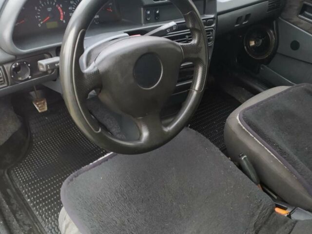 Зелений ВАЗ 2109, об'ємом двигуна 0 л та пробігом 83 тис. км за 2000 $, фото 3 на Automoto.ua