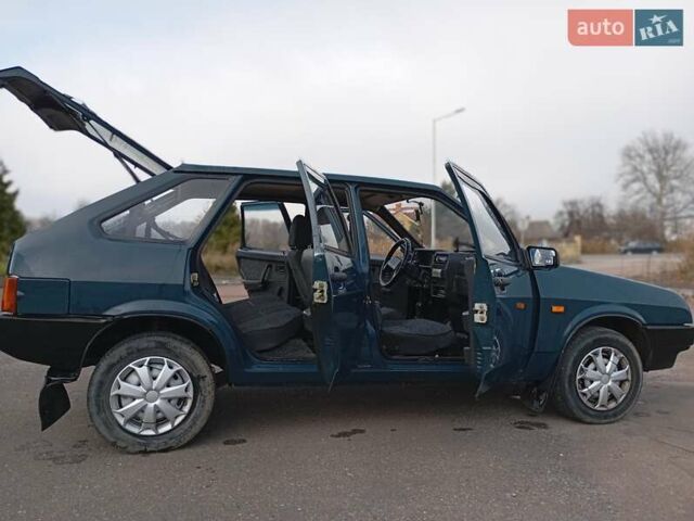 Зеленый ВАЗ 2109, объемом двигателя 1.5 л и пробегом 170 тыс. км за 1500 $, фото 6 на Automoto.ua